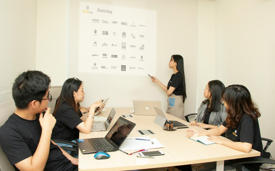 students learning programming in classroom